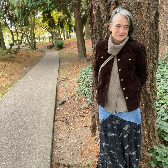 Meet your Posher, Willow - Picture 3 of 3